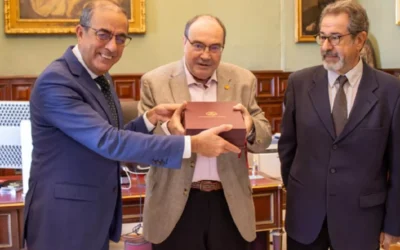 La Universidad de Sevilla renueva su memoria: una obra magna recorre cinco siglos de historia académica