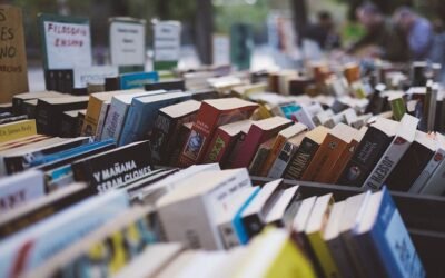 La Feria del Libro de Sevilla abre sus puertas con la Diputación presentando destacadas novedades editoriales y descuentos
