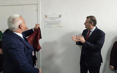 Inaugurada la Sala Expositiva que albergará la colección privada de Pepe Hinojo, cronista local de Villanueva del Río y Minas